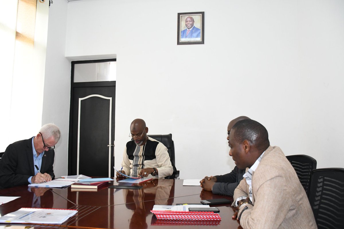 RESSOURCES MINIERES, ENERGETIQUES, ... tweet media