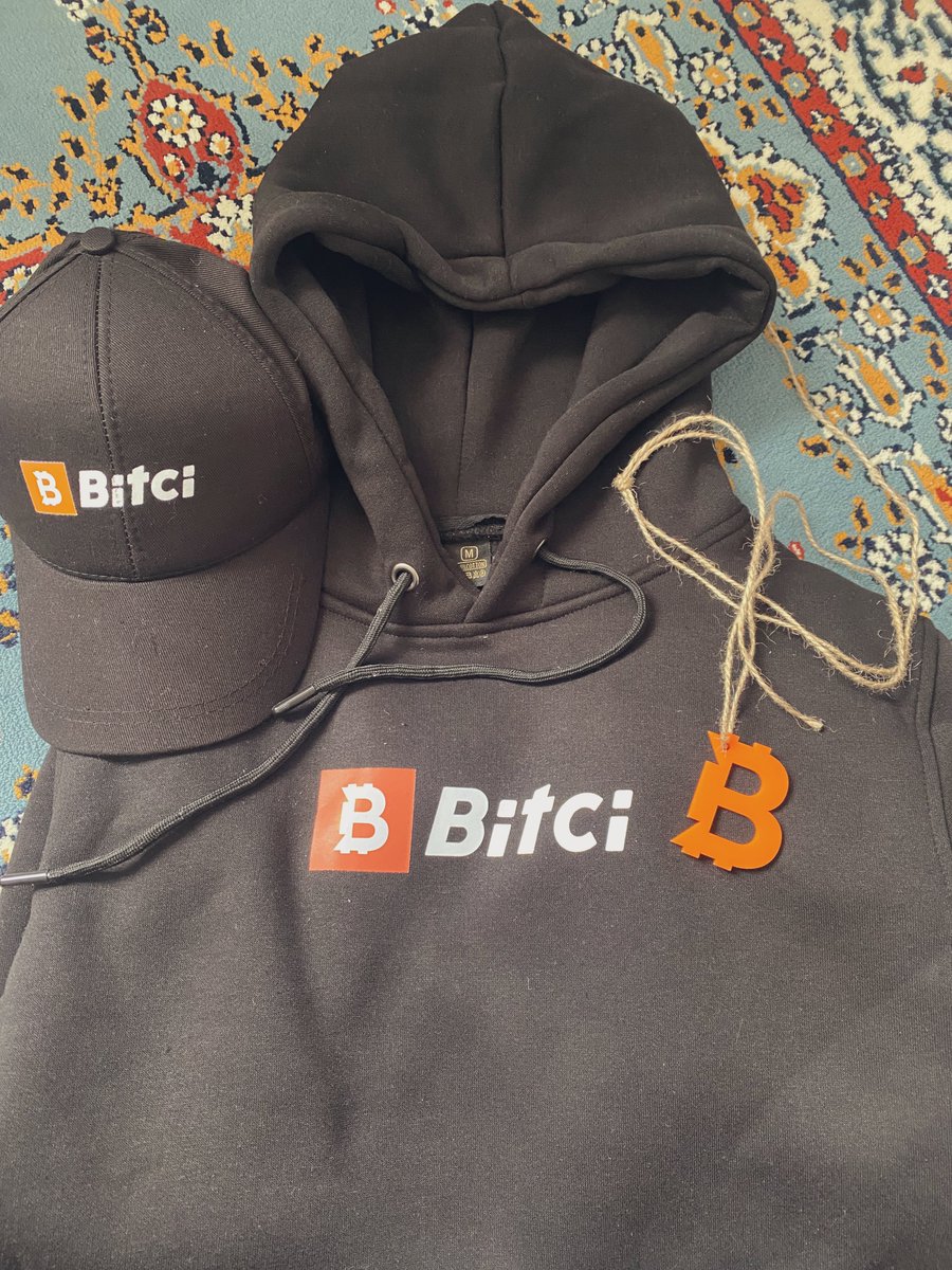 cometobitci's tweet image. Telegramdan kazandığım hediyelerim elime ulaştı. Teşekkür ederim 🧡 (Sweat aşırı kaliteli yalnız😅) @bitcicomtr @onuryeygun 
#ComeToBitci