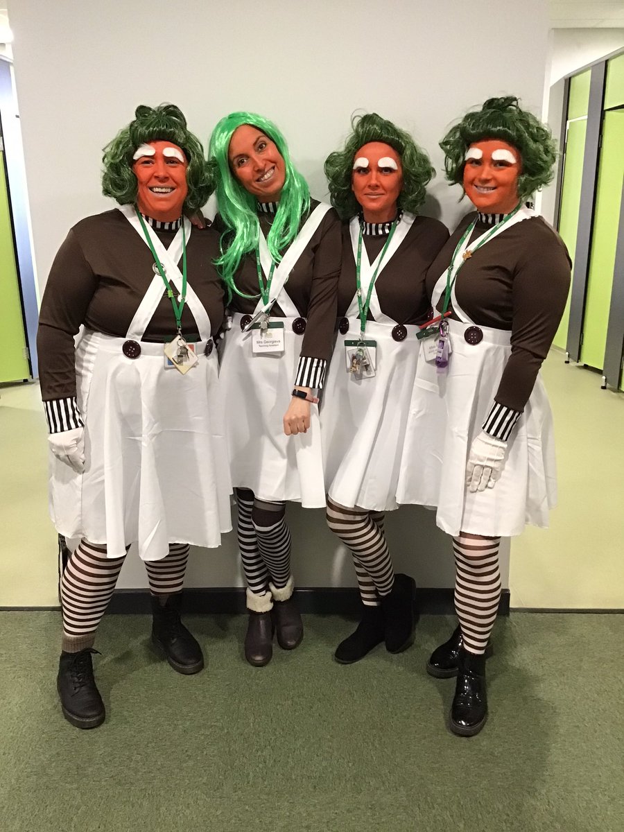 GRPAHazel's tweet photo. Can you guess the staff theme this year at @GRPAHazel @reach2trust? Great effort once again, what a team 💚 #worldbookday2023 #chatplayreadbucks #Ilovedressingup https://t.co/KPsW1EJPWY