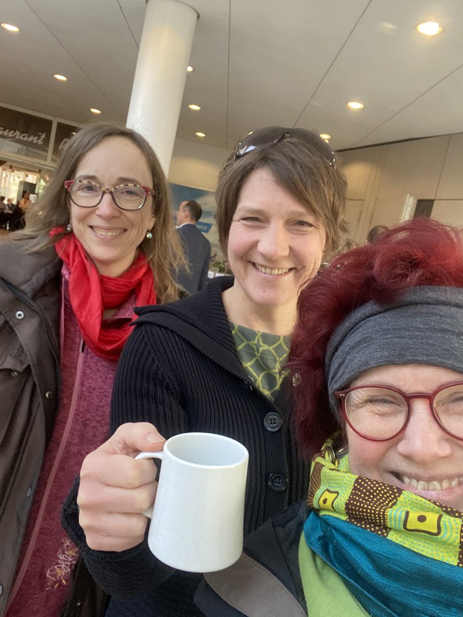 #GEW #Bildung #BW #twlz #eduBW 
Spaß an und bei der Bildungspolitik - geht das? 
Klar. 
Personalrats/V-Leutekonferenz in Karlsruhe! 
Kaffee und nette Menschen = optimale Burnoutprophylaxe. 
GEW - wir tun was. 
<a href="/GEW_BW_Presse/">Matthias Schneider</a> <a href="/breunib/">Breunib</a> <a href="/EvaRudolph8/">Eva Rudolph</a> <a href="/blume_bob/">Nᴇᴛᴢʟᴇʜʀᴇʀ</a>