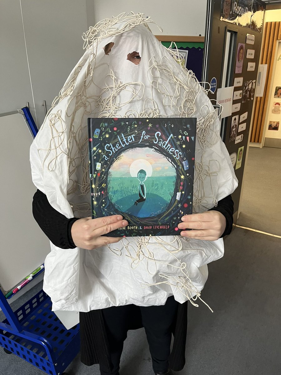 OATBridge1's tweet photo. We are super excited for #WorldBookDay2023 #readingforpleasure #OATfamily https://t.co/2xAlM3KQqL