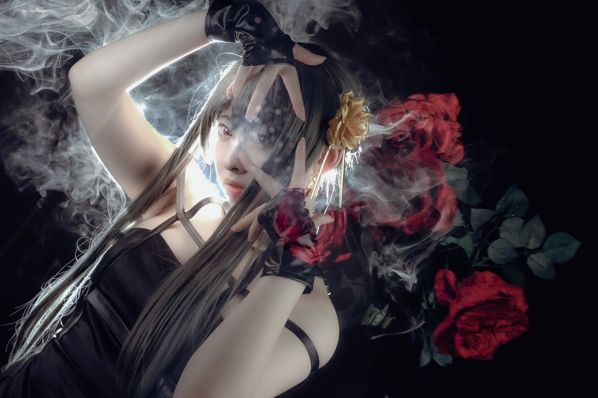 ￣￣￣🌹cosplay🌹￣￣￣
       《 SPY×FAMILY 》
       ヨル･フォージャー
________________________
photo : <a href="/ame_mako/">雨まこ＠photo designer㊗️TV出演</a> 
studio : <a href="/studioshizuku/">studio雫</a>