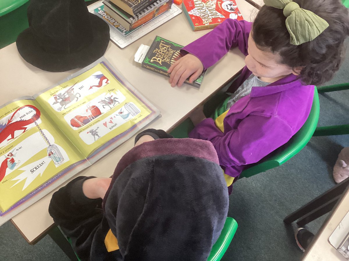 HorwichParishCE's tweet photo. Year 5 have been reading with their year 2 buddies as part of World Book Day #hpy5 #hpy2 #WorldBookDay2023 https://t.co/KbhBQ47XIS