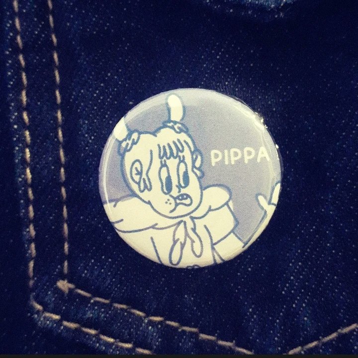 SeidkonaPress's tweet photo. Puis je me suis dis que je peux faire des badges uniques en quantité très limitée après avec tout ça.
Rien ne se perd, tout se transforme 🔥

#HOOPSbd #bd #Bandedessinee #SmallPress #comics #lecture https://t.co/dToopcP47Z