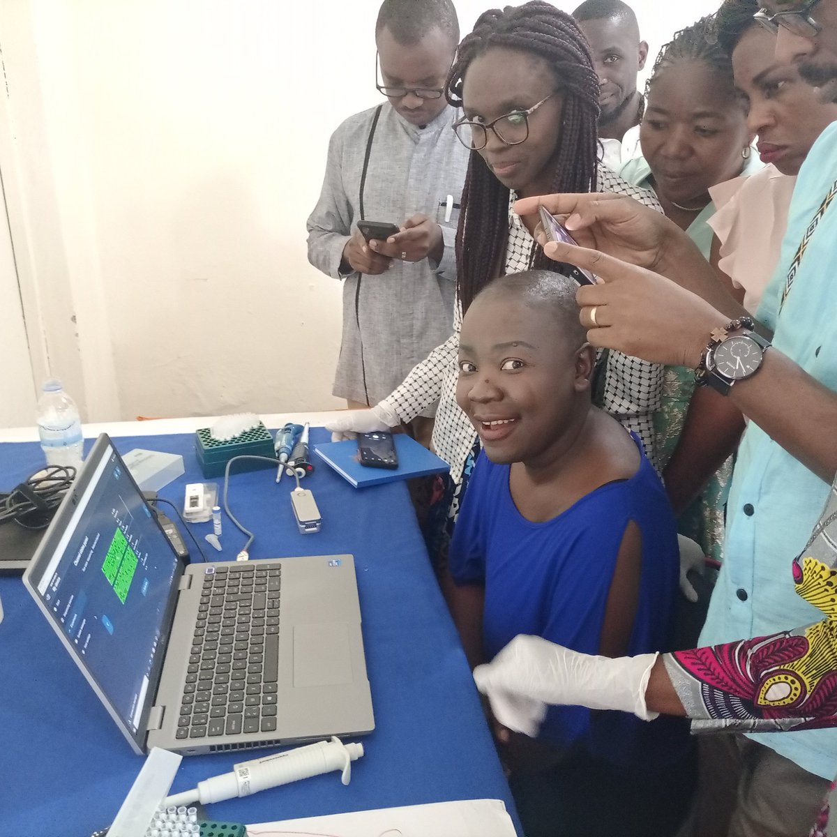 Mulenga Mwenda (@mwenda_mulenga) on Twitter photo Finally got my hands on the R10 flow cell. Offering a malaria Nanopore sequencing workshop in Rwanda to an amazing team of African scientists from DRC. I am thrilled to help others start their own Nanopore journey with the NOMADS8.
<a href="/JasonAHendry1/">Jason A. Hendry</a>
<a href="/danieljbridges/">Daniel Bridges</a>
<a href="/nanopore/">Oxford Nanopore</a> Finally got my hands on the R10 flow cell. Offering a malaria Nanopore sequencing workshop in Rwanda to an amazing team of African scientists from DRC. I am thrilled to help others start their own Nanopore journey with the NOMADS8.
<a href="/JasonAHendry1/">Jason A. Hendry</a>
<a href="/danieljbridges/">Daniel Bridges</a>
<a href="/nanopore/">Oxford Nanopore</a>