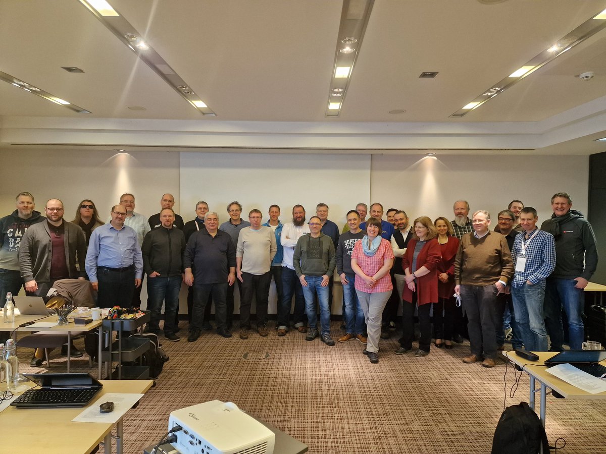 Martin Klier (@martinklierdba) on Twitter photo Volles Haus beim <a href="/DOAGeV/">DOAG e.V.</a> #noon2noon zur #Oracle #Datenbank #Security mit <a href="/kornbrust/">Alexander Kornbrust</a> in #Hannover!
24h Lernen, Hacken und Diskutieren mit wirklich tollen Teilnehmern. Danke Euch allen!
cc/ <a href="/MrOffstone/">Mr. Offstone</a> <a href="/ctrieb/">Christian Trieb</a> <a href="/Bruno_Cirone/">Bruno Cirone</a> <a href="/juergen_vitek/">@JürgenVitek</a> <a href="/BigArne/">Arne Hattendorf</a> <a href="/dba3_14/">Alexander Pilfusek</a> Volles Haus beim <a href="/DOAGeV/">DOAG e.V.</a> #noon2noon zur #Oracle #Datenbank #Security mit <a href="/kornbrust/">Alexander Kornbrust</a> in #Hannover!
24h Lernen, Hacken und Diskutieren mit wirklich tollen Teilnehmern. Danke Euch allen!
cc/ <a href="/MrOffstone/">Mr. Offstone</a> <a href="/ctrieb/">Christian Trieb</a> <a href="/Bruno_Cirone/">Bruno Cirone</a> <a href="/juergen_vitek/">@JürgenVitek</a> <a href="/BigArne/">Arne Hattendorf</a> <a href="/dba3_14/">Alexander Pilfusek</a>