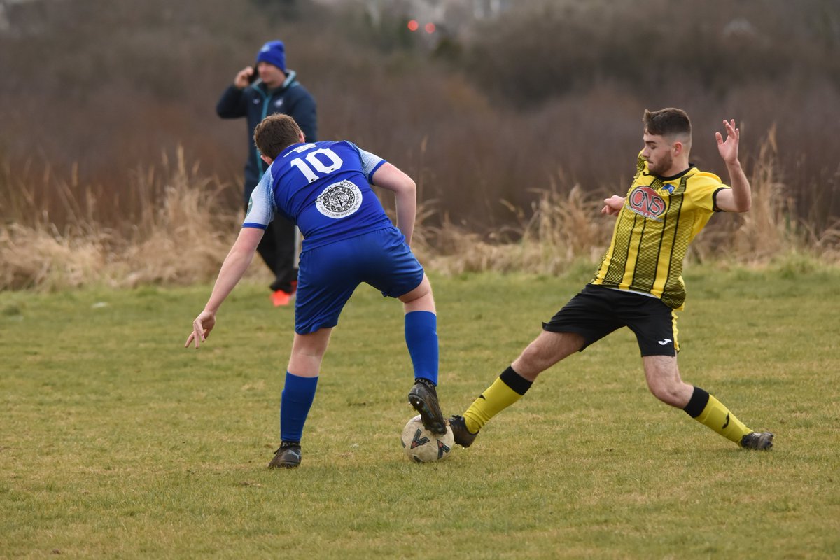 TheSnappyChapp1's tweet image. @GardenVillage12 #youth @YstradgynlaisFC #1all #drawgame @WWYL_AFL @Sa4Magazine @AllWalesSport @castellhowell @CNSPowertools