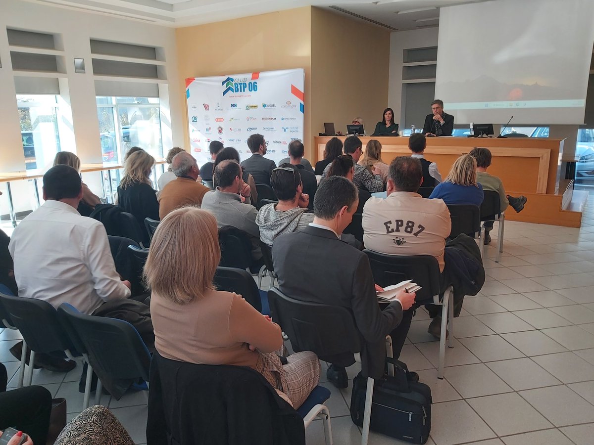FBTP06's tweet photo. Ce matin, rencontre dédiée à la #repbatiment à la @FBTP06 pour les adhérents et partenaires du #btp06.
Qu'est ce que la REP ?
Quels impacts pour les entreprises et les fabricants ?
Quelles conséquences sur les coûts des matériaux, de la collecte, des dépôts de déchets...? https://t.co/puq4TmVLcW