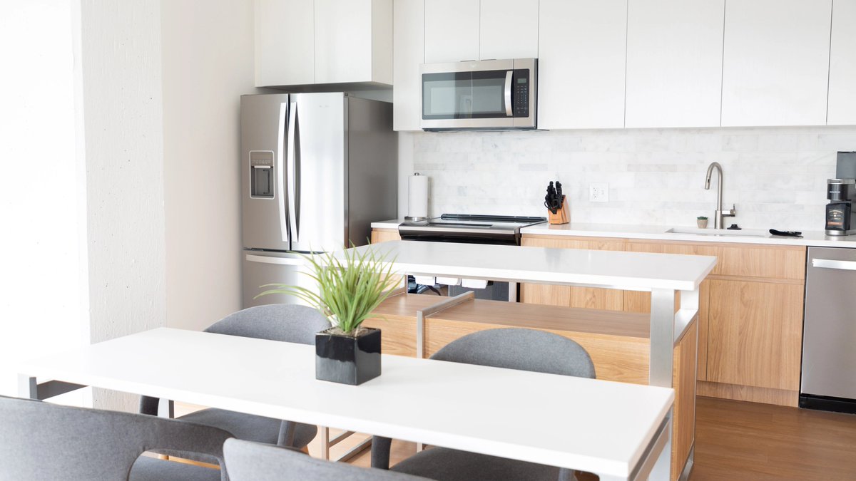 placemakr.com

Where the advantages of a hotel are combined with the comforts of home.

#placemakr
