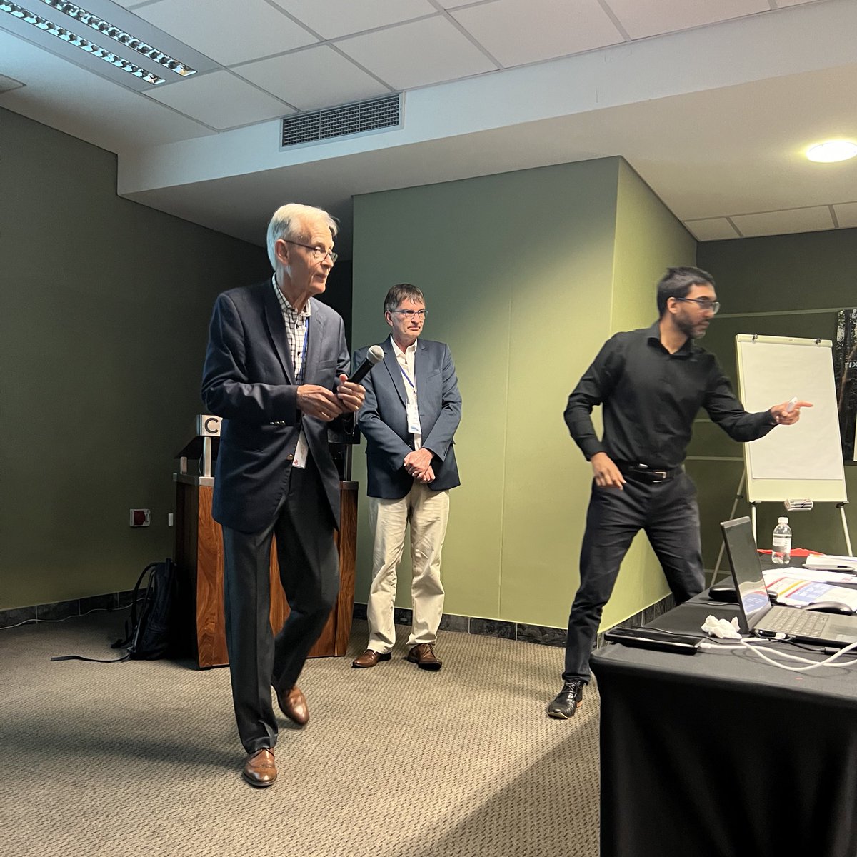 Dr Mthobisi Ndaba tweet media