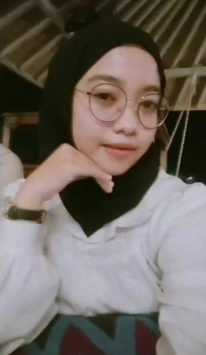 lookveee's tweet photo. @name60995910 Pejuhin dong https://t.co/Je7p0jJ2XH