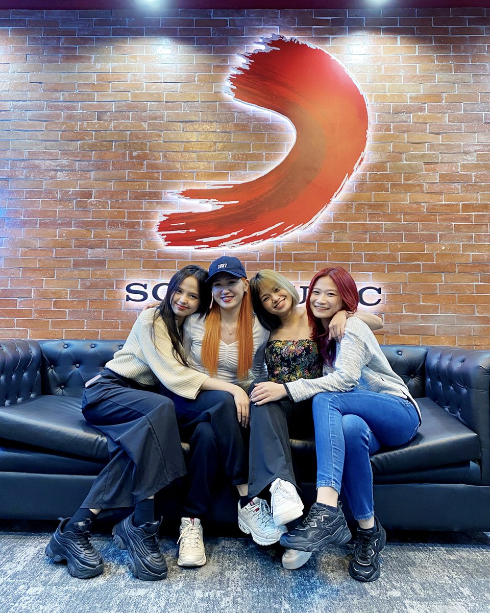 official__yara's tweet photo. We're thrilled to announce that we've officially joined the Sony Music PH family!🎉@sonymusicph

Huge thanks to everyone who's been with us on this journey so far. We can't wait to see where this new adventure takes us 🙌

#YARA_PH #YARAxSonyMusicPH https://t.co/0UVIXlIXpq