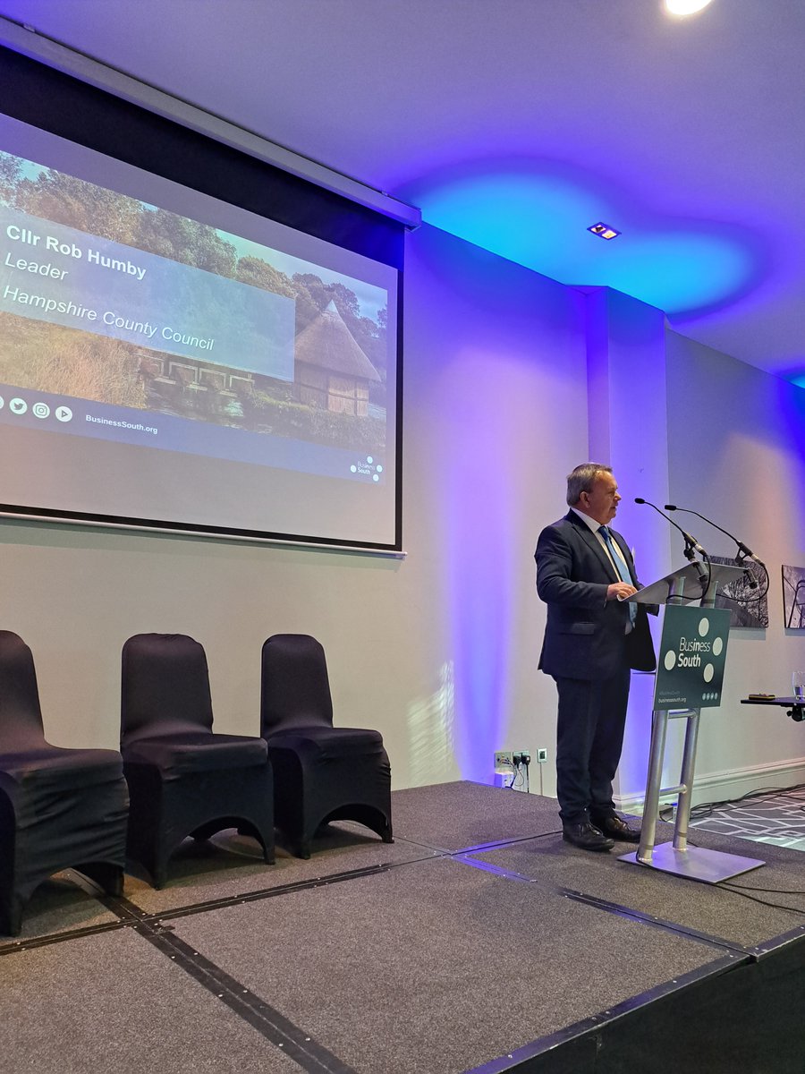 Business South tweet media