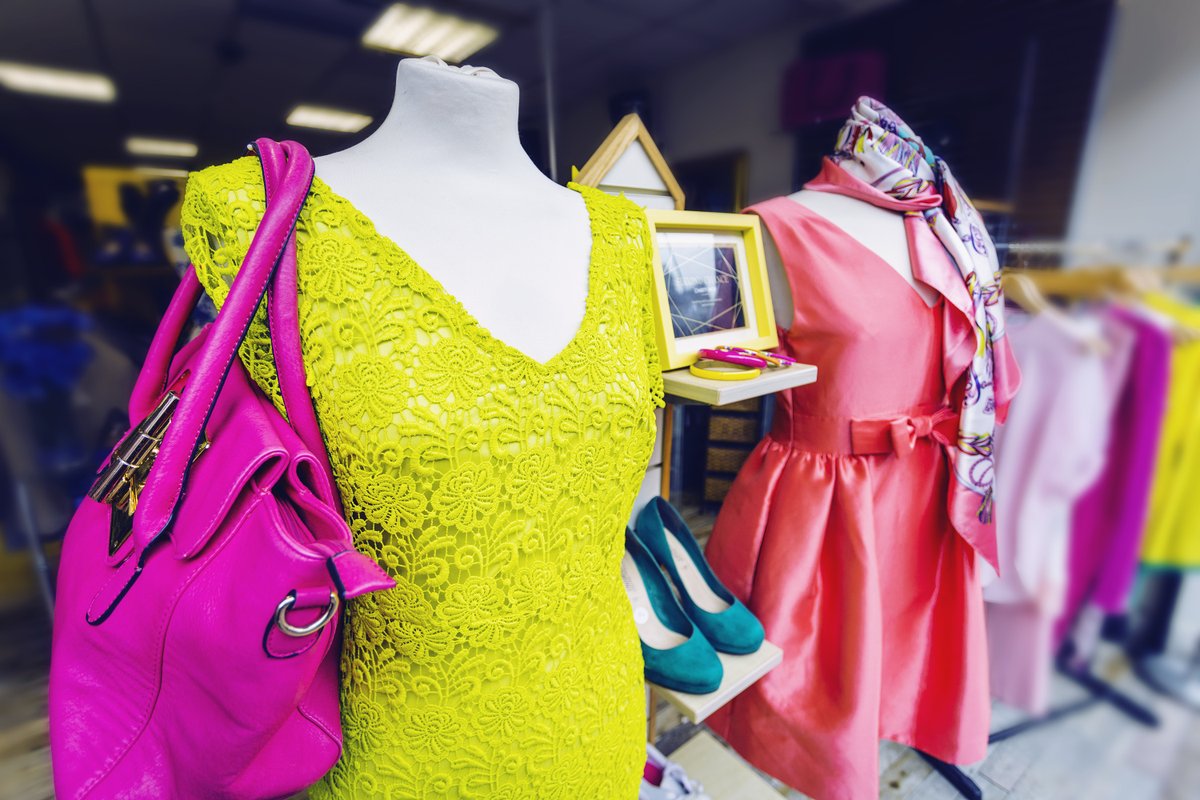 HamiltonOurTown's tweet photo. Looking to brighten up your wardrobe? Why not check out Second Chance Charity shop at 108 Quarry St. They have a fantastic collection of pre-loved items looking for a new home.
#hamiltonbid #hamiltonourtown #sholocal #staylocal #preloved #sustainablefashion #southlanarkshire https://t.co/U0f8UOJF8L