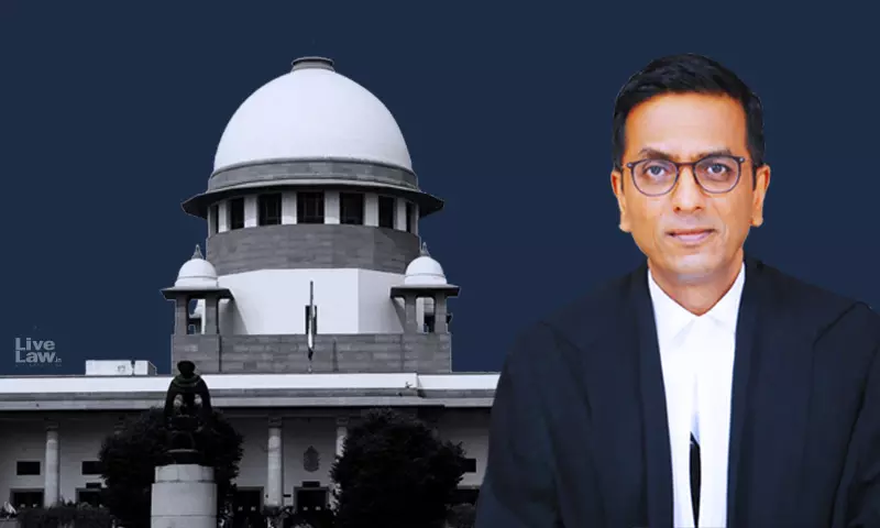 LiveLawIndia's tweet photo. "A young junior or a young lawyer or any lawyer for that matter working on an iPad/Mobile within the precincts of the courtroom should be allowed to work on it so long as they're not watching watching movies on the iPad or on their laptops": Chief Justice DY #Chandrachud https://t.co/DskMHlwuRJ