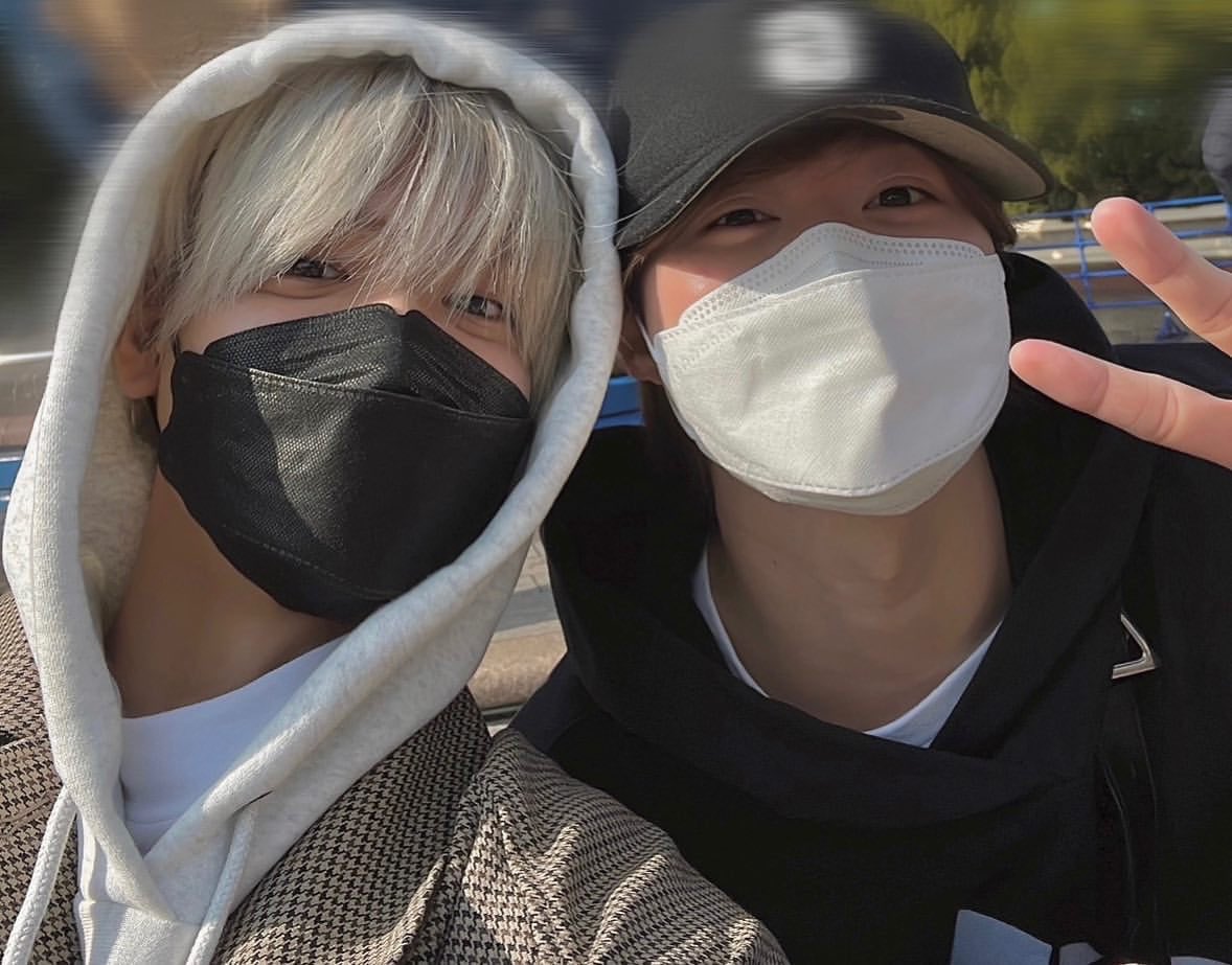 なにわ男子❤️🧡💛🩷💜💙💚 on X