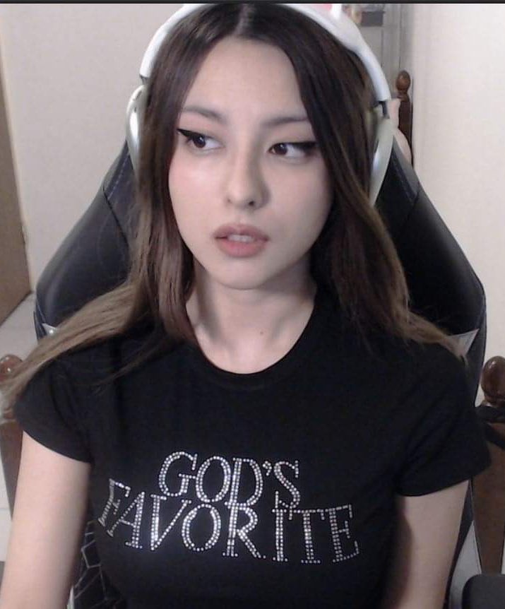 scuffedlea's tweet photo. ❤️  https://t.co/SLI4ywpL6B https://t.co/td7spWUgAN
