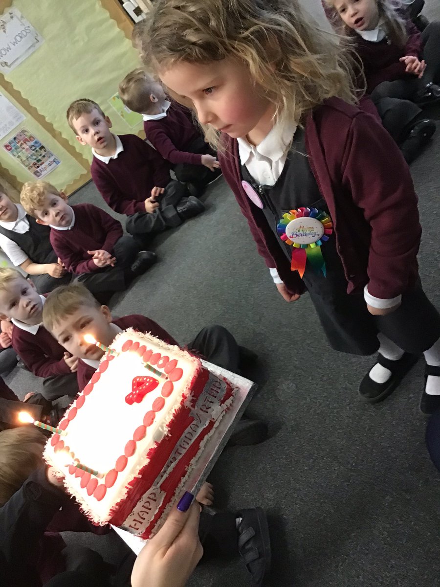 We have a birthday girl in nursery today 💗🎂 Happy Birthday we hope you have a wonderful day 🥳