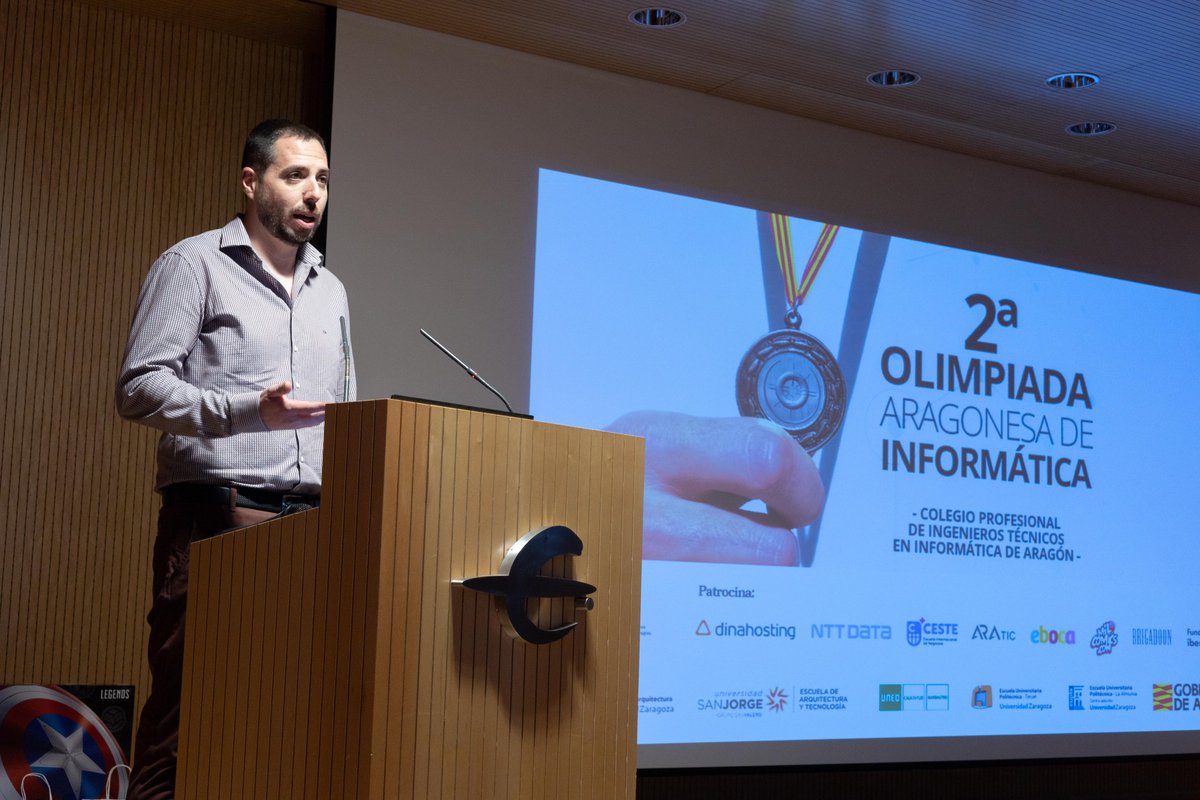 🗣️ Intervención, en la II Olimpiada Aragonesa de Informática, de @migapah Director del Campus Digital de Formación Profesional del <a href="/GobAragon/">Gobierno de Aragón</a>
