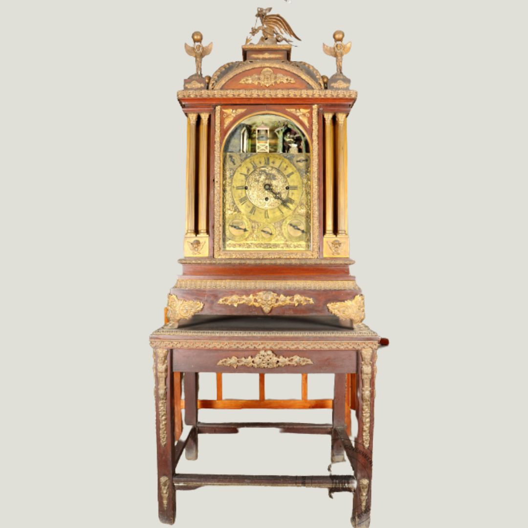 sjmhyd's tweet image. This musical – clock is a star attraction to visitors of all ages. A miniature soldier figure comes out of an enclosure and strikes the gong at each hour and gets back to the enclosure. 
#SalarJungMuseum #MusicalClock #heroobject