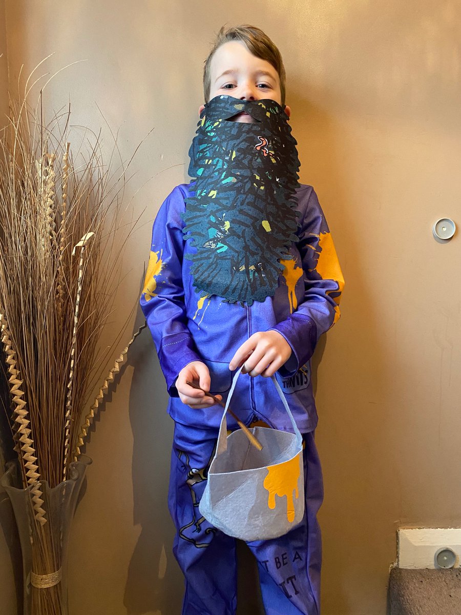 BigHiggins's tweet photo. #WorldBookDay - Dylan Higgins Year Three as Mr Twit @halewoodcofe @lisamhiggins https://t.co/EkBQ2EXEst