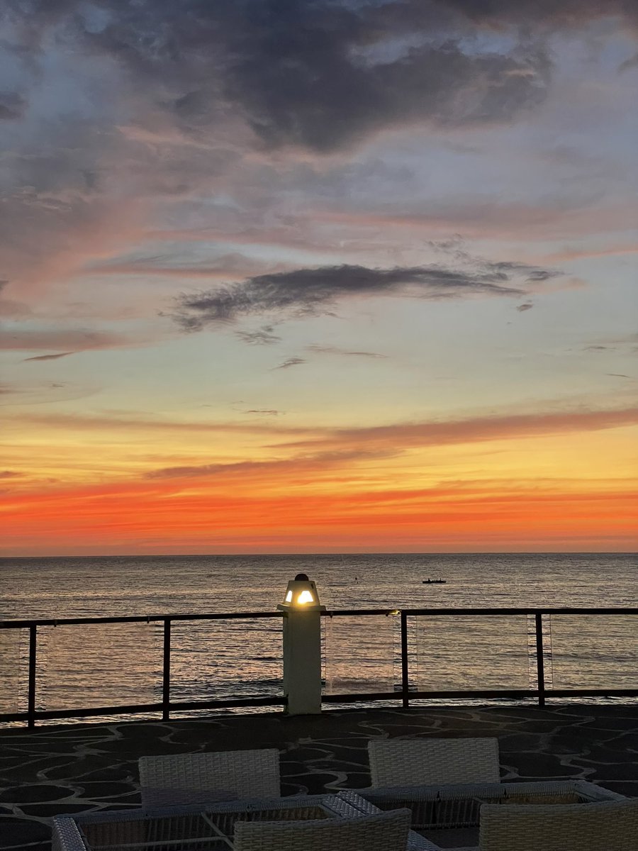 davidlicauco's tweet image. Wish you were here