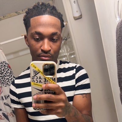 HoopSquad_1's tweet photo. #NewProfilePic https://t.co/E9ICuaO9AV