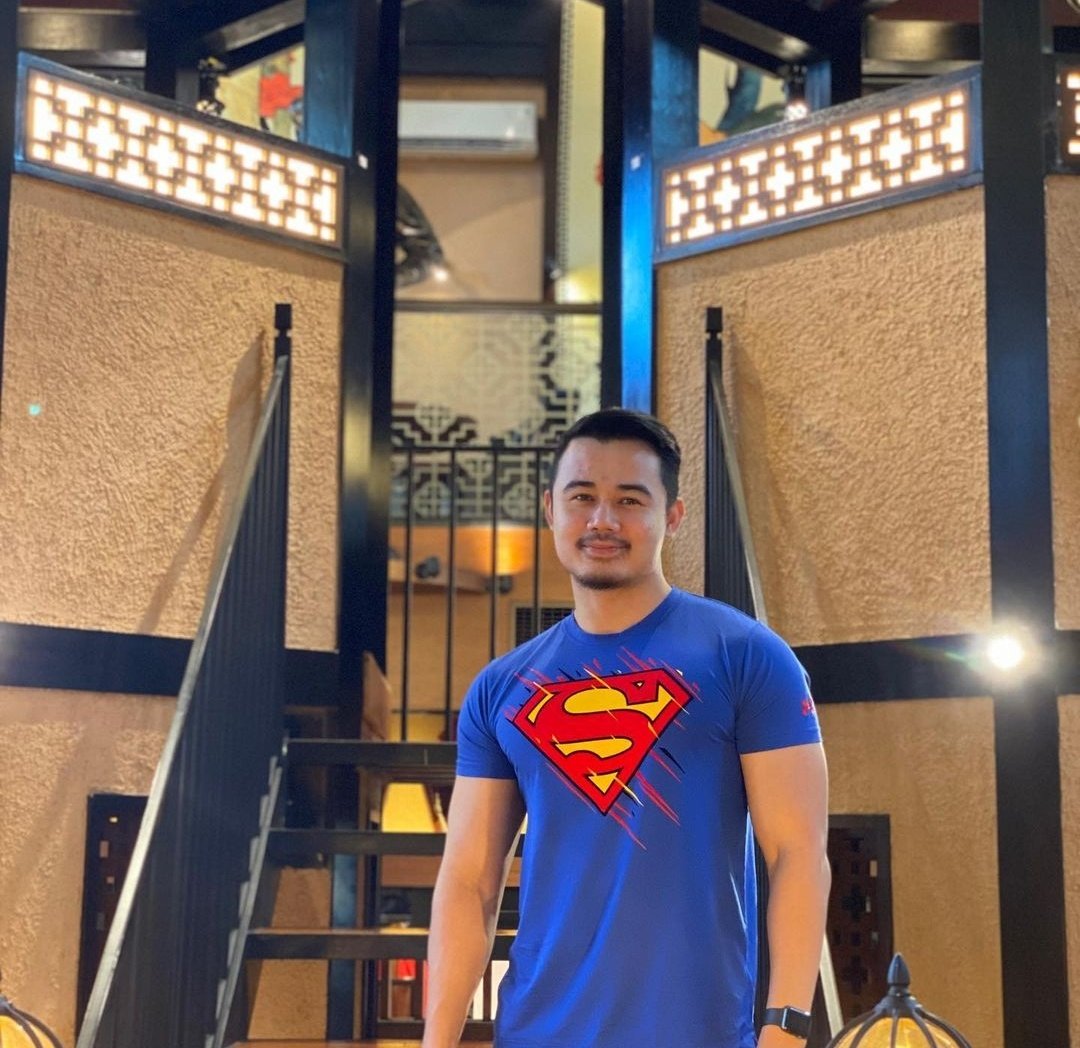 siabangedo's tweet photo. Selamat jalan ya dek win alias #Therafie semoga km damai di sorga. sudah tenang km disana ya, semoga istri dan keluarga di beri ketabahan dan kekuatan. *Amin*
.
Jd inget awal kenal dan bekerjasama, aksen lokal anak kampung lengket bgt sampe terkenal.. 😭 https://t.co/GIFkHdzeZc