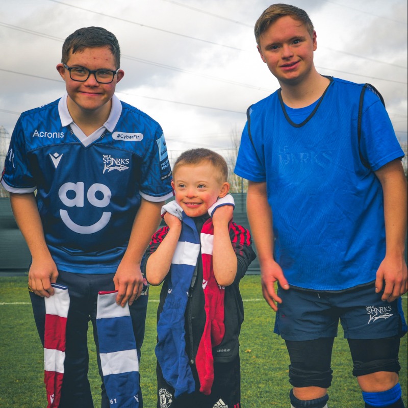 SaleSharksRugby's tweet photo. 𝗦𝗛𝗔𝗥𝗞𝗦 𝗜𝗡 𝗢𝗗𝗗 𝗦𝗢𝗖𝗞𝗦 🧦

This weekend our men’s and women’s teams will mark World Down Syndrome Day 2023 and the ‘Lots of Socks’ campaign by running out in odd socks.

So, #SharksFam… this weekend, grab some odd socks and wear them proudly!

Read more below👇