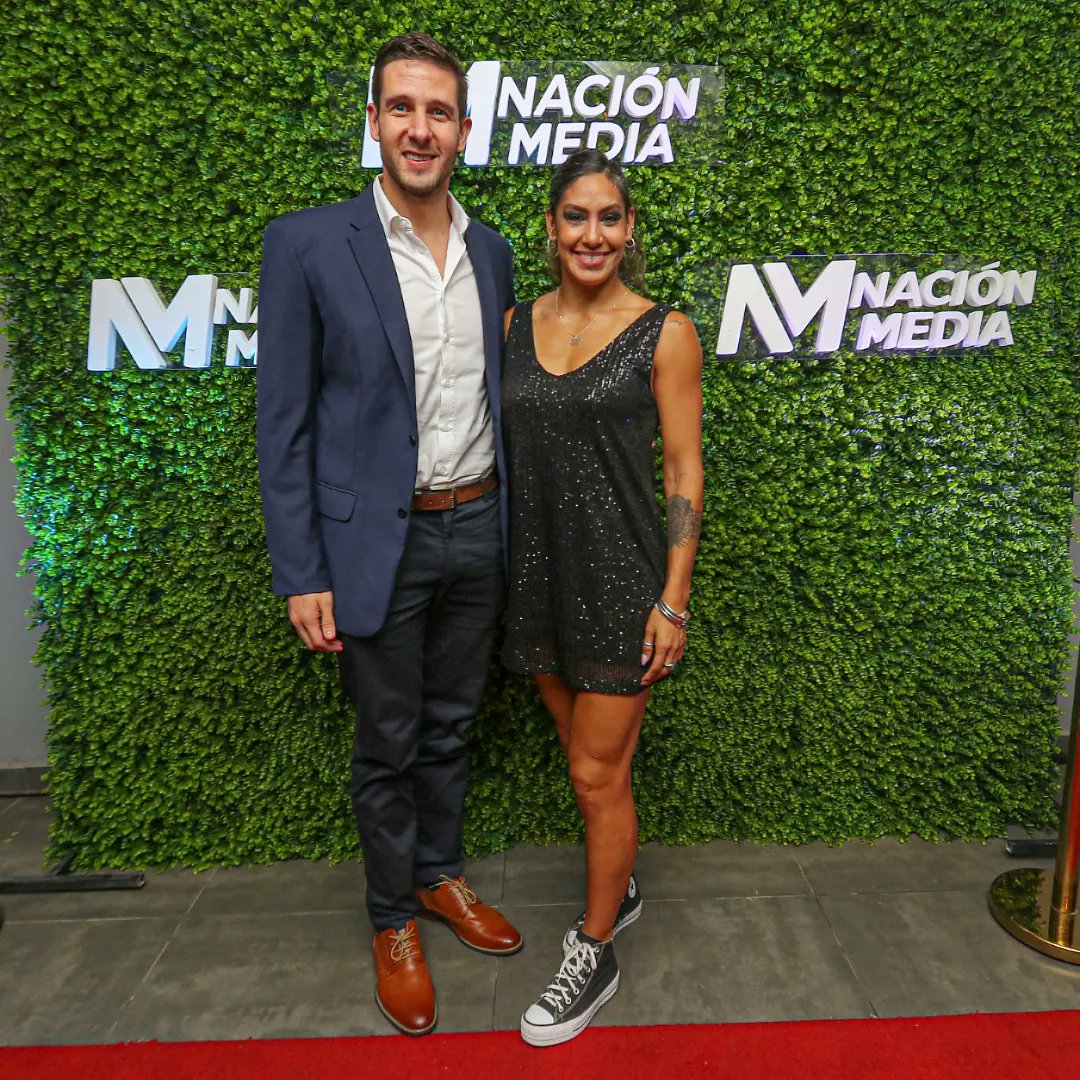 ⭐️ #Heroes2023 | Así se presentaban en la alfombra roja los Héroes de esta nación, quienes dan su granito de arena para que nuestro país sea mejor, porque los verdaderos héroes están entre nosotros 🇵🇾
.
📸 Eduardo Velazquez, <a href="/nacion_media/">Nación Media</a>