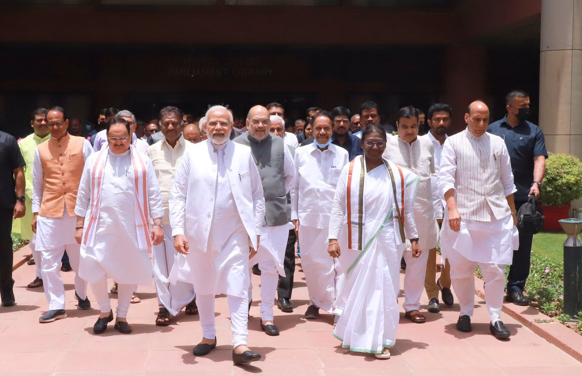 SudhanshuTrived's tweet photo. पूर्वोतर के तीनों राज्यों की जनता द्वारा भाजपा के पक्ष में सकारात्मक जनादेश एक बार फिर PM श्री @narendramodi जी की जनहितकारी नीतियों पर मुहर है।
जनकल्याण के साथ सबका साथ-सबका विकास की नीति पर पुनः विश्वास हेतु नागालैंड त्रिपुरा व मेघालय की जनता का हार्दिक अभिनंदन। https://t.co/ouNBIcwo0u