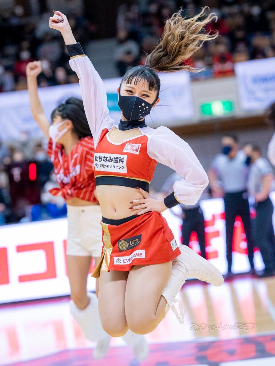 RT @100_photo_hyaku: #ポニテは神 × #この日の最高到達点 #SUZUNA