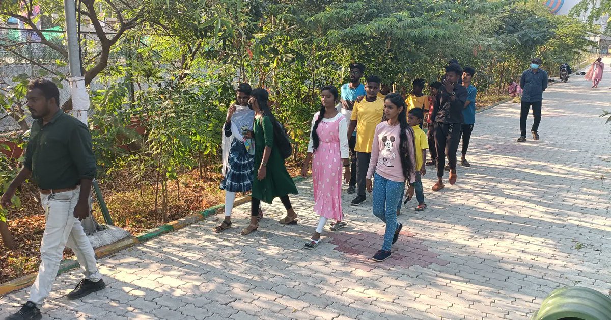 Thuvakkam's tweet photo. Connecting with #nature is always a step ahead in bettering our #environment

The event conducted on the 25 Feb, was a good time of interaction with students.

The nature walk at #urbanforest created with @HCL_Foundation

#Thuvakkam #Education #Project https://t.co/IQwmkxSfBY