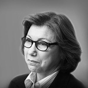 RIP Bassma Kodmani <a href="/BassmaKodmani/">Bassma Kodmani</a> . A leading #Syria political figure whom I disagreed with sometimes but always respected.
She will leave a big vacuum that is very difficult to fill at every council, committee and organisation that she was part of.