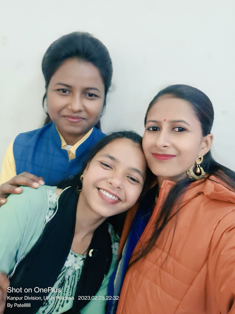 AnkitaPatelADS's tweet photo. #three_idiots
😄😄😄 https://t.co/toLENVc9Z6