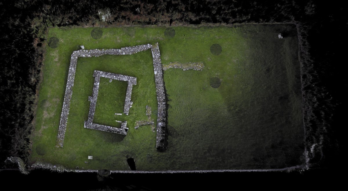 InSitu_org's tweet photo. In the early medieval period, pilgrims from Ireland on their way to Whithorn in Galloway would stop over at Chapel Finian on the shore of the west Machars. The Chapel is dedicated to Saint Finnian, perhaps Finnian of Moville who died c.579 AD. https://t.co/aHBD54yaFn https://t.co/3gq3fzLq6I