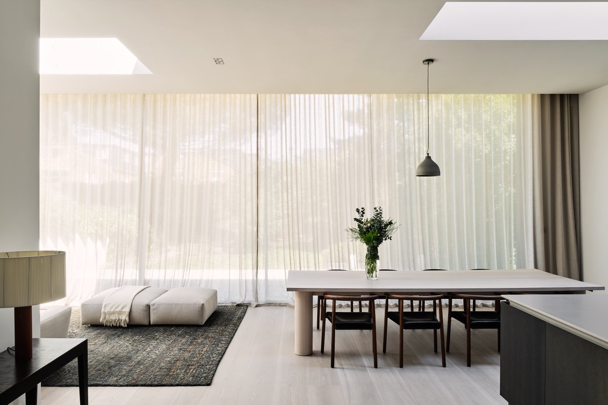 minimalwindowUK's tweet image. This #modernextension in #Chiswick brought the outside in with #minimalwindows to the rear of the home. Click on the link to read the full case study. minimal-windows.co.uk/case-studies/b…