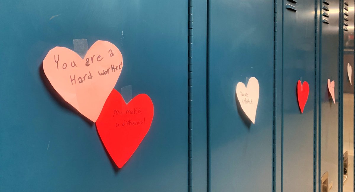 BF_District's tweet photo. We love seeing these notes lining the halls at the #BFCSD intermediate school! https://t.co/yUgT7ZZlU9