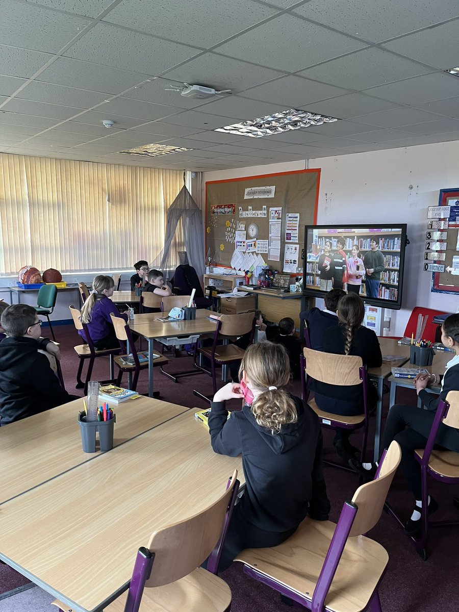 GabrielAssisi's tweet image. Primary 5 are ready to take part in this live lesson for World Book Day 📚#bbclivelesson #WorldBookDay2023