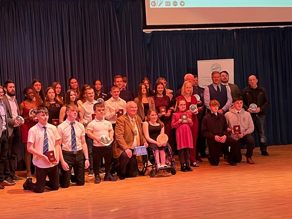 BadmintonScot's tweet photo. Julie Hogg: Services to Sport Award👏

We want to extend a huge congratulations to Julie Hogg who has received the Services to Sport award at the Dunfermline &amp; West Fife Sports Council Awards - what a year Julie is having!

Read more👇
https://t.co/EgzQSosZCM

#badmintonscotland https://t.co/iGSzFORTDx