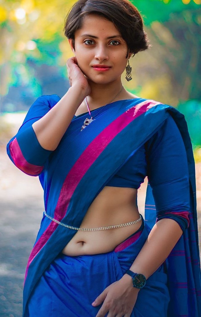 actghouse's tweet photo. #ShreyaPachal #navelchain #navel #sareeseduction https://t.co/GyVW6QYZzg