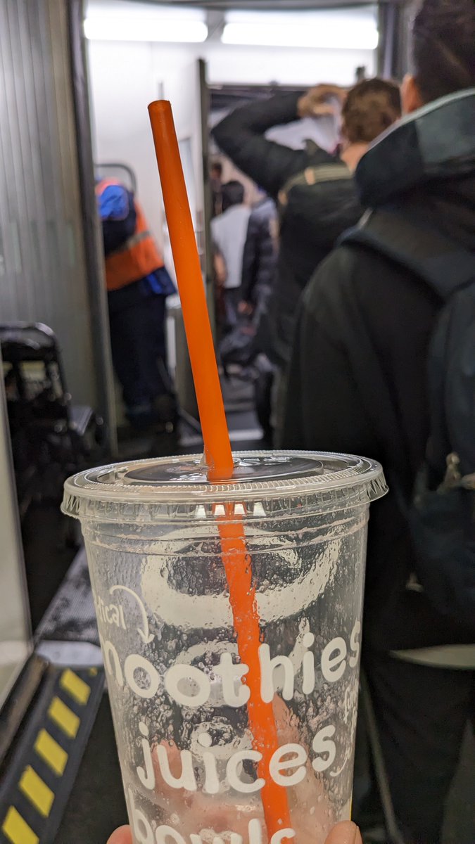kevmo314's tweet image. so here I am drinking my juice from the jamba tree at the airport and I&apos;m wondering: how much did it cost in fuel to ferry my juice and cup across the entire country to throw it away on the opposite coast? I guess the juice weighs about a pound, maybe two.