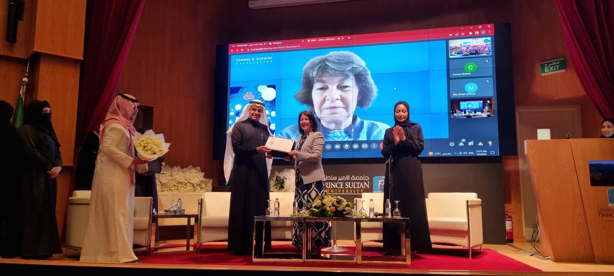 ludovic_pouille's tweet photo. Thanks to @AmelKefif, president of the 🇫🇷 association @Ellesbougent, for her participation in the 🇸🇦🇫🇷 #WomenandScience conference at @PSU_RUH. With 8400 "role models" in France and in the world, the association effectively promotes scientific careers for girls.👏
#FranceKSA 🇸🇦🇫🇷 https://t.co/LgkTKAONpF