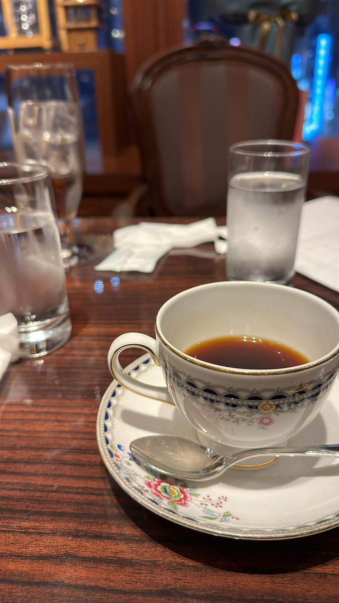 KZYK91's tweet photo. meeting☕️
良い話出来た☺︎ https://t.co/EFD9fYscrS
