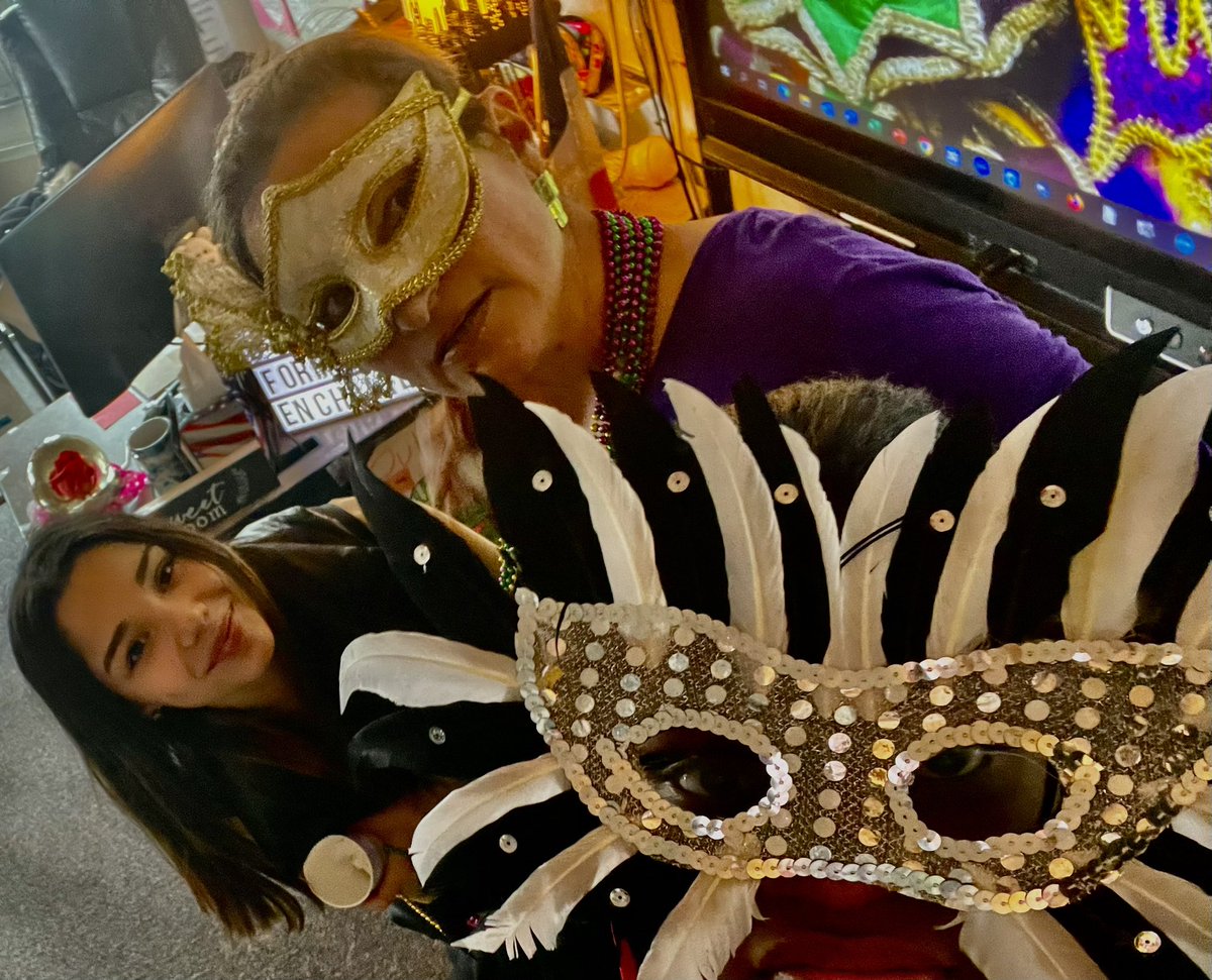 #MardiGras2023 💜💛💚#WeAreBHS #BPatriotProud <a href="/BinghamtonCSD/">Binghamton CSD</a>