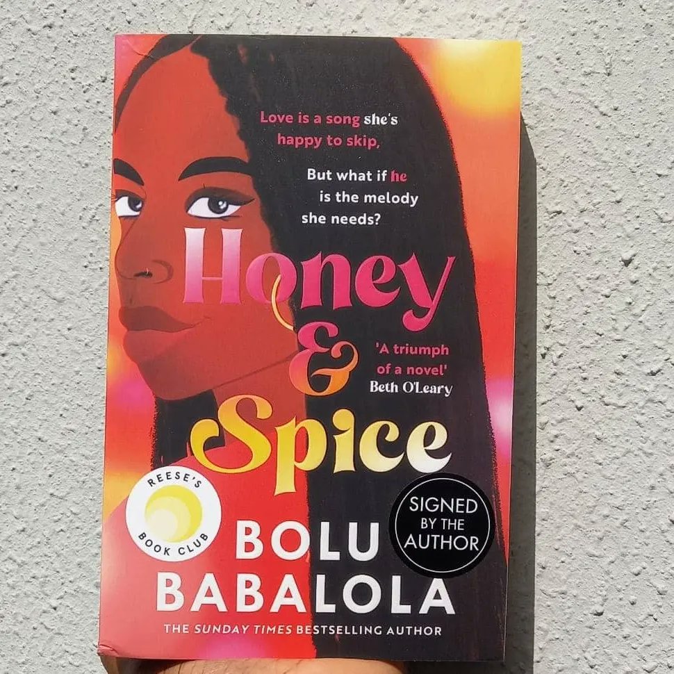 Rovingheights's tweet photo. If you loved #LoveInColor , you'll definitely enjoy #HoneyAndSpice by @BeeBabs 💥📚

NGN 6000
NGN 6500 https://t.co/DwzLkIi4v7
