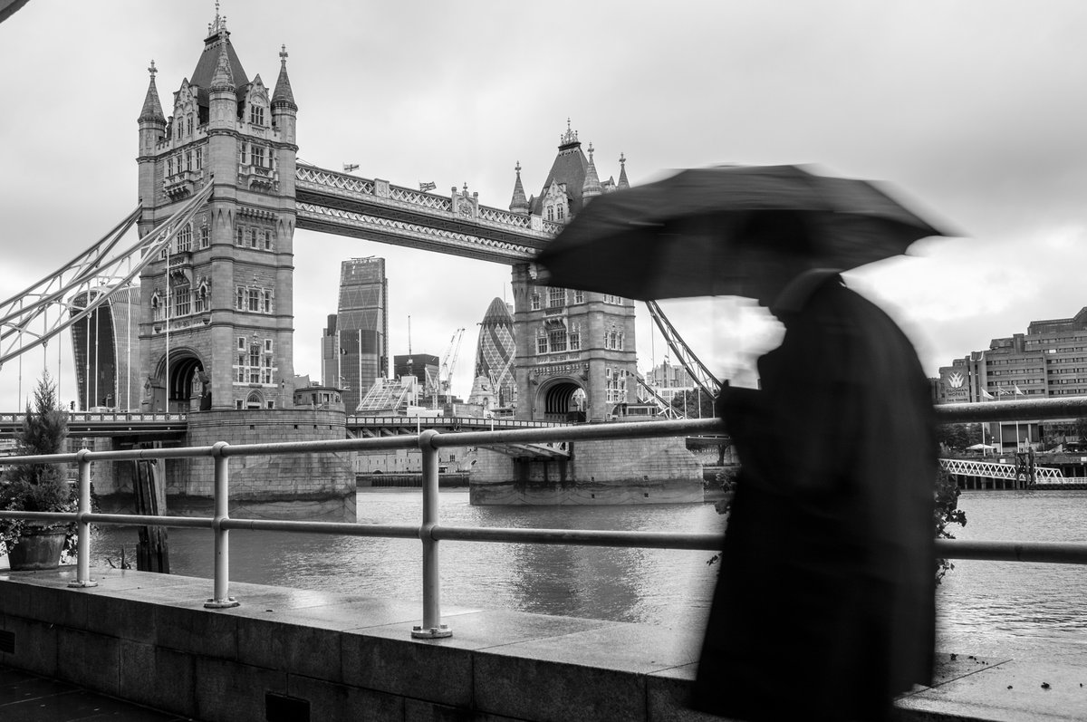 Rowtography_'s tweet photo. After our interesting discussion this week, today's theme is STREET PHOTOGRAPHY

Show me a photo that is a genuine STREET photo

👉RETWEETING ALL THAT I THINK FIT THE BRIEF 
 
👉ONE ONLY

Like and retweet ones that you think are genuine STREET

#streetphotography #photo https://t.co/yY00a1iDD5