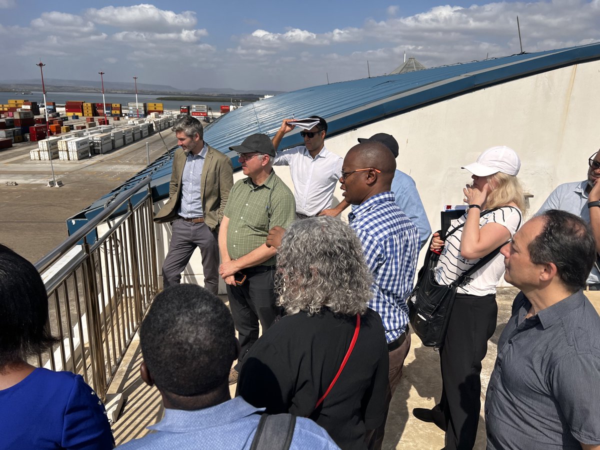 TradeMarkAfrica's tweet image. With @GAC_Corporate's support, TMA has facilitated the EAC to implement the Single Customs Territory regime at Mombasa &amp;amp; Dar ports &amp;amp; at various #OSBPs from 2014 to date. #SCT include development of systems, processes &amp;amp; capacity building to reduce time &amp;amp; cost of cross border trade