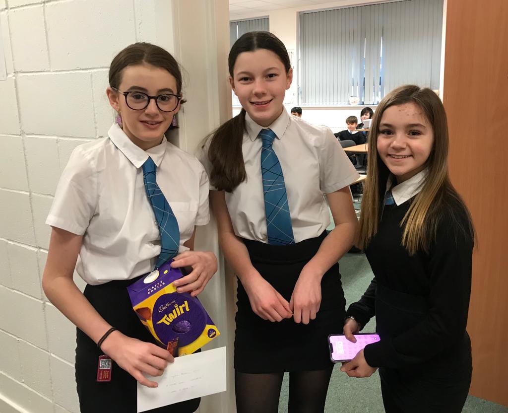 Here are our winners of the #SeachdainNaGàidhlig pupil-staff competition. The winners, with most interactions, are all from 1C2!! Here are Sophie (1st place), Isla and Amber who all did brilliantly promoting #gàidhlig last week! Mealaibh ur Naidheachd a nigheannan! #cleachdi