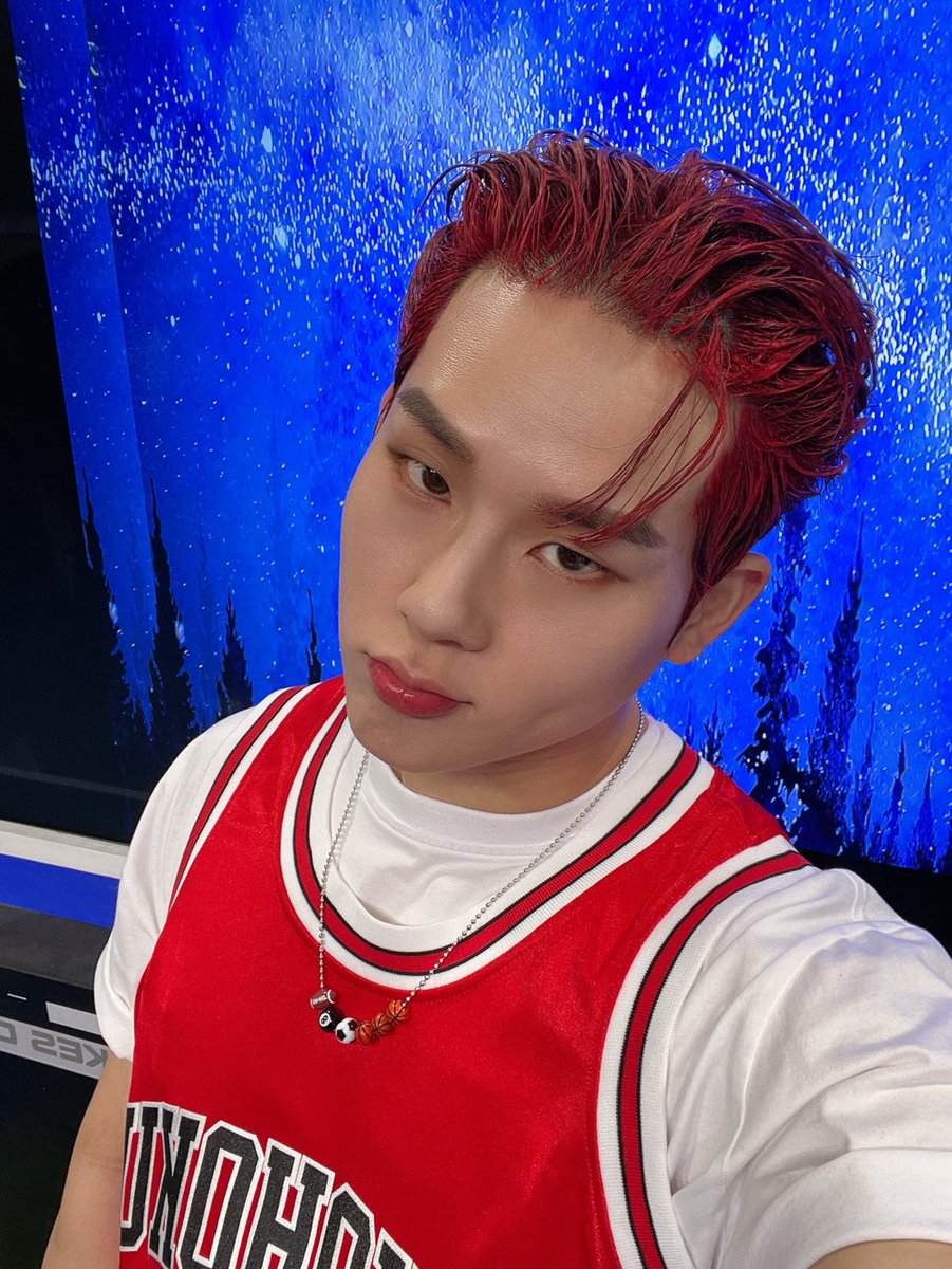 heonoftheday's tweet photo. 230302 fancafe update https://t.co/3ZUOrLLzLD